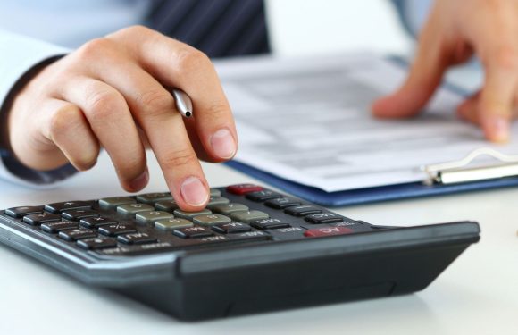 How Do You Calculate Business Tax?
