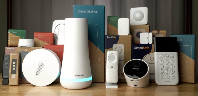 Marketing AI-Powered Gadgets: How to Sell the Magic (Without the Mystery)